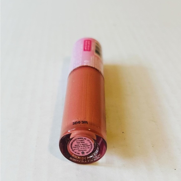 Wet n Wild x Alice in Wonderland This Way Liquid Lip & Cheek Color - Picture 4 of 8